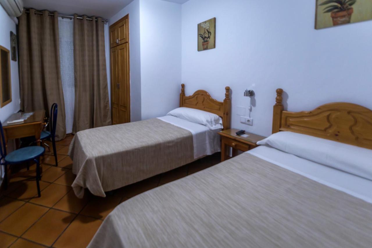 Hostal San Ramon Марбелья Экстерьер фото